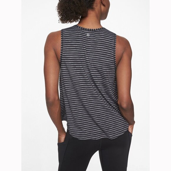 🆕 Athleta Women's Chi Striped Black/Bright White Striped Muscle Tank - Picture 2 of 9